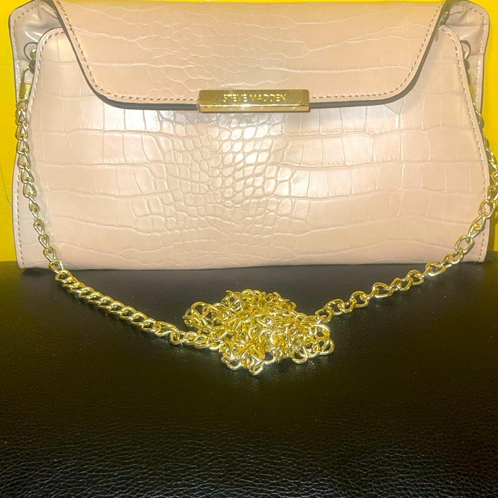 Clutch purse